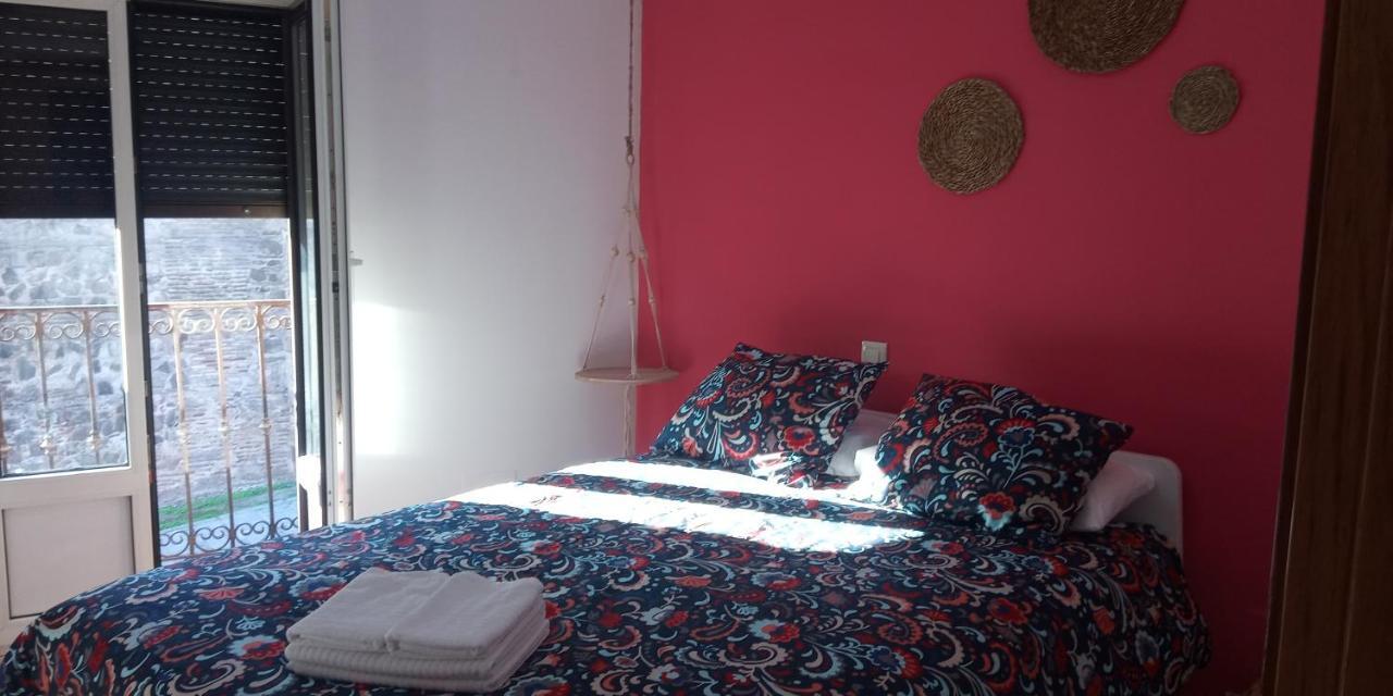 Apartamentos,Puerta De Bisagra-Parking Gratis Toledo Exteriör bild